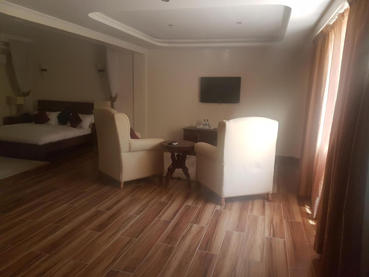 The Vic Hotel 基苏木 外观 照片