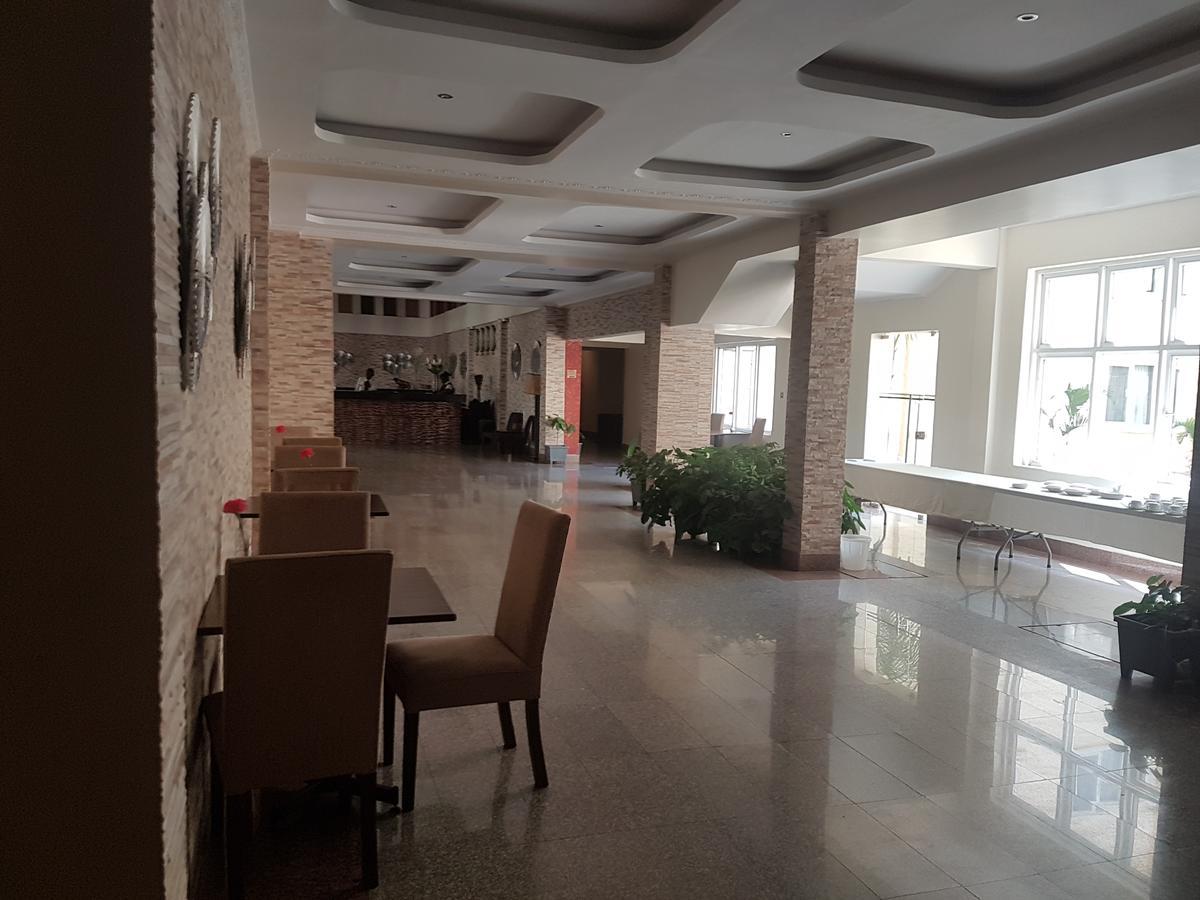 The Vic Hotel 基苏木 外观 照片