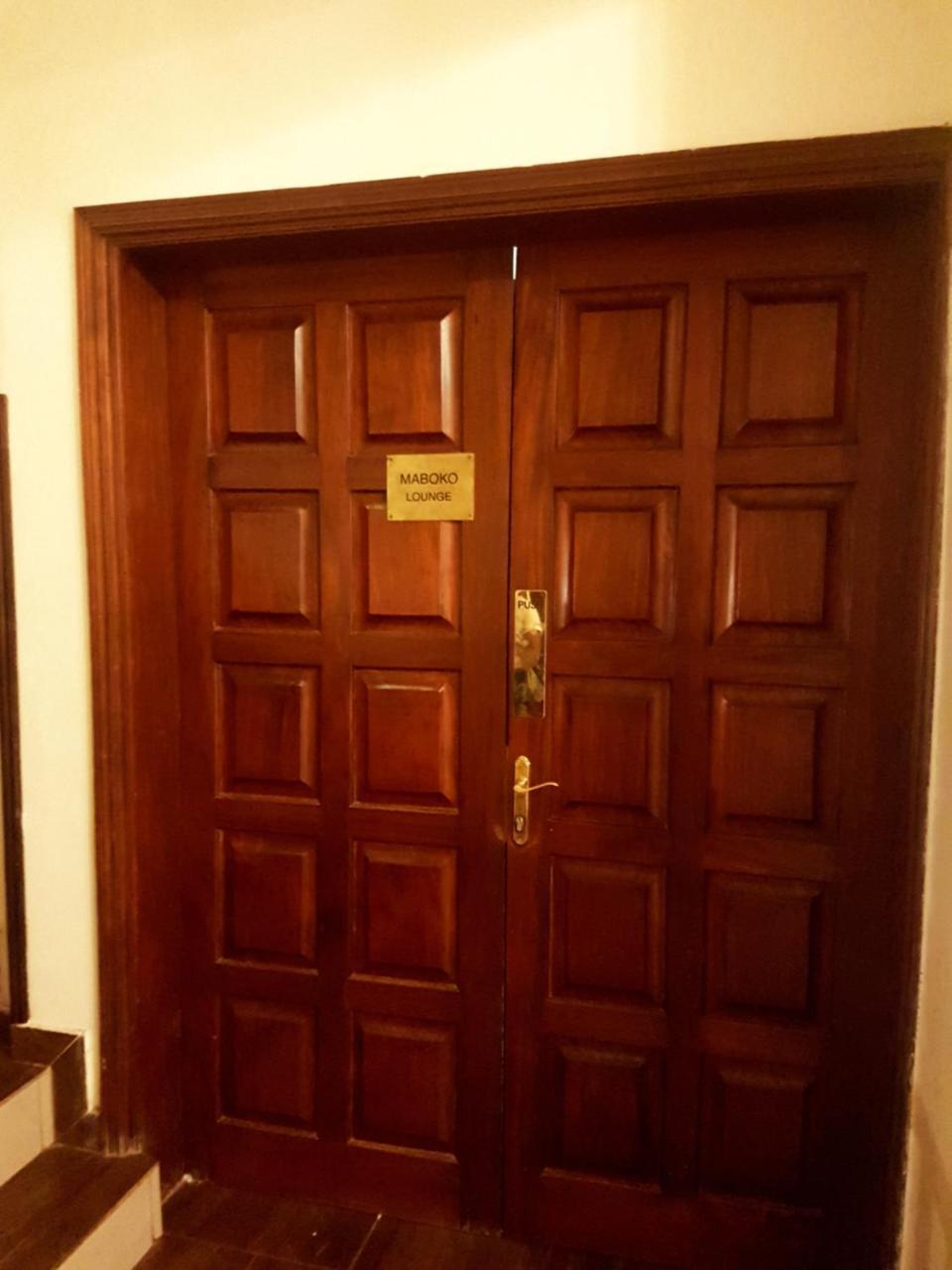 The Vic Hotel 基苏木 外观 照片